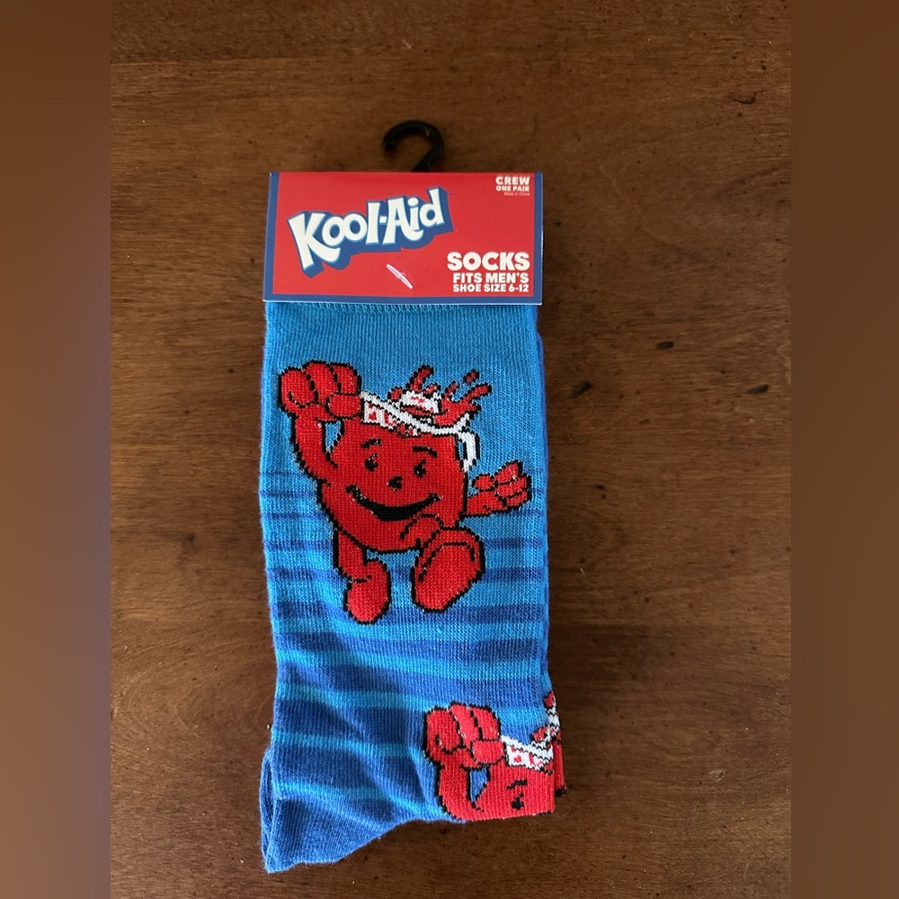 🌵3/$15 Red Koolaid crew socks ( see description)
